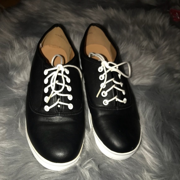 Doll house faux leather shoes - Picture 2 of 2